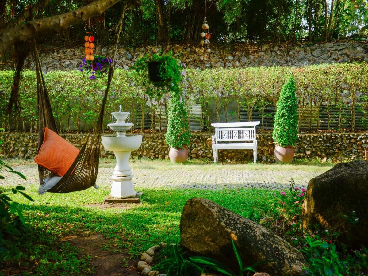 Banyan House Samui Bed And Breakfast (Adults Only) Praia Chaweng Exterior foto