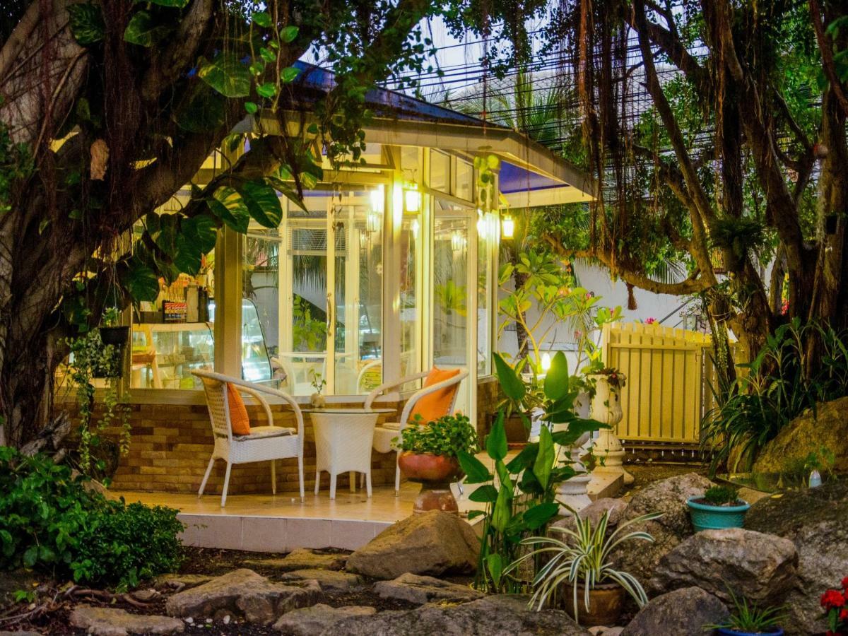 Banyan House Samui Bed And Breakfast (Adults Only) Praia Chaweng Exterior foto